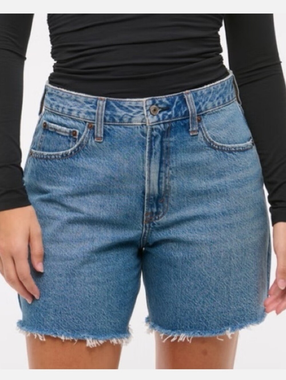 Abercrombie & Fitch The Loose Short High Rise Size 27